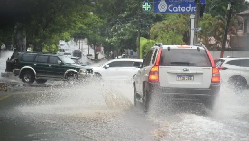 Miércoles con clima fresco y lluvias con ocasionales tormentas