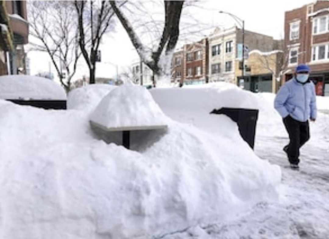Costa este de Estados Unidos sufre el azote de la nieve