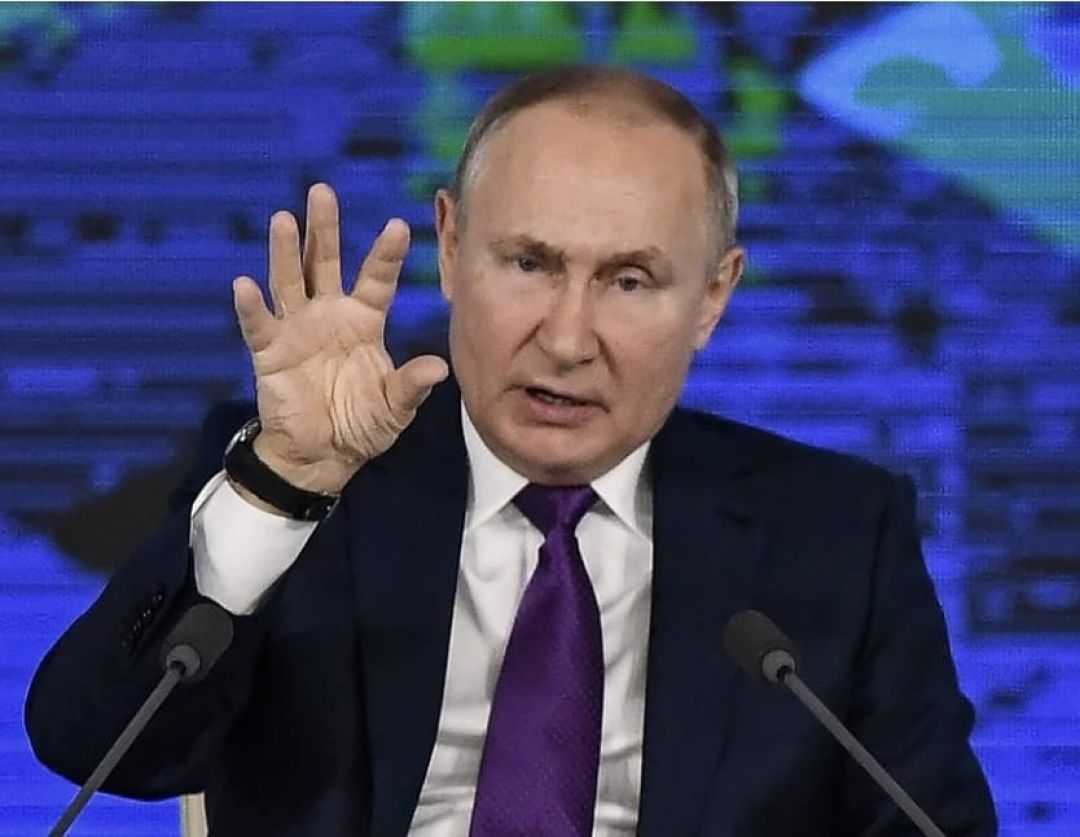 Putin niega bombardeo a Ucrania y condiciona diálogo a aceptación de exigencias rusas