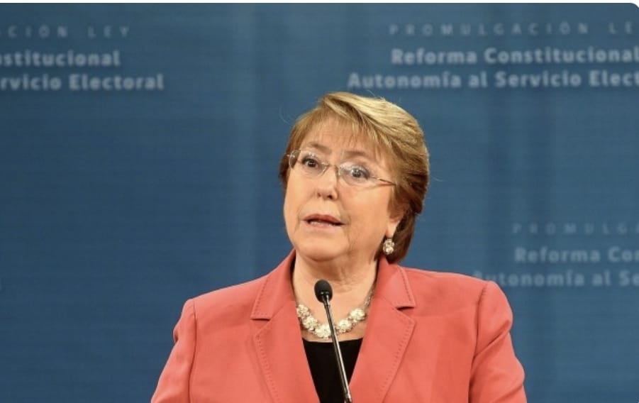 Bachelet, preocupada por el impacto del caso Assange sobre la libertad de prensa
