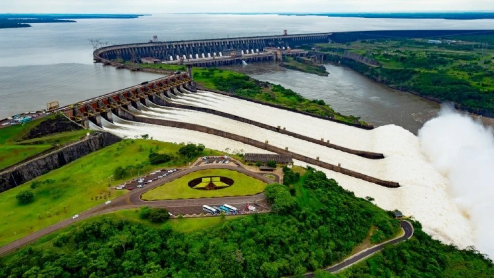 Brasil pretende tener una “base” de acuerdo con Paraguay sobre Itaipú en noviembre