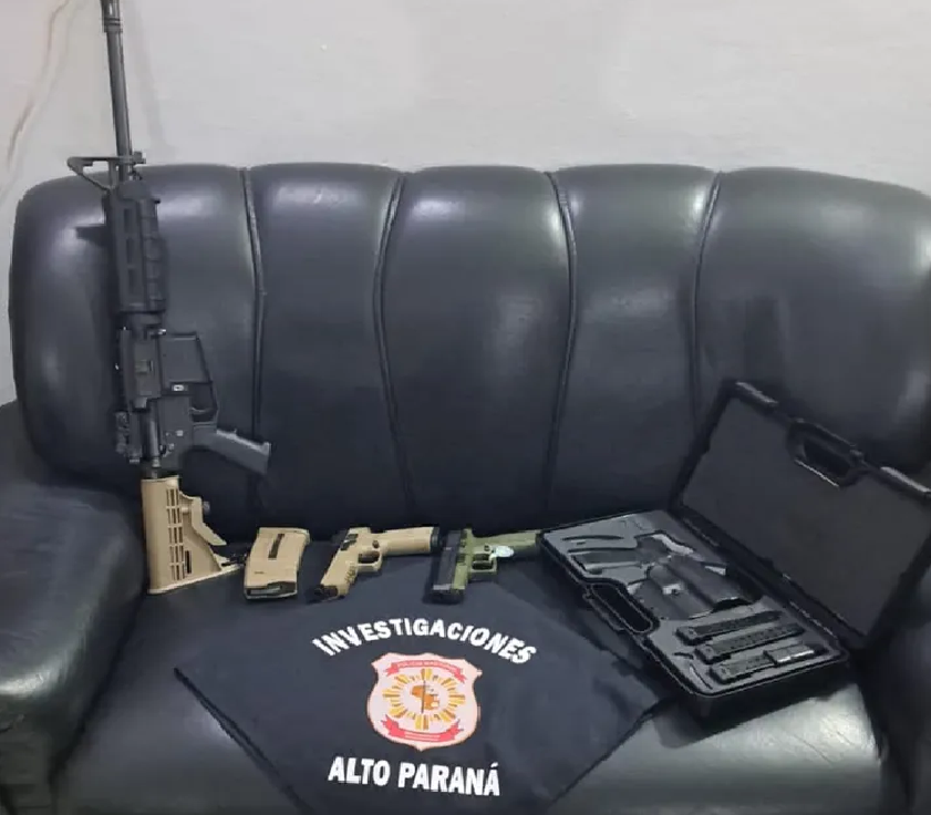Policía y otros dos detenidos por tráfico de armas en Alto Paraná