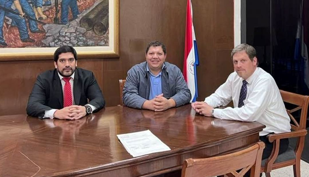 Diputado Acosta anuncia construcción de dos pozos artesianos de Essap para PJC