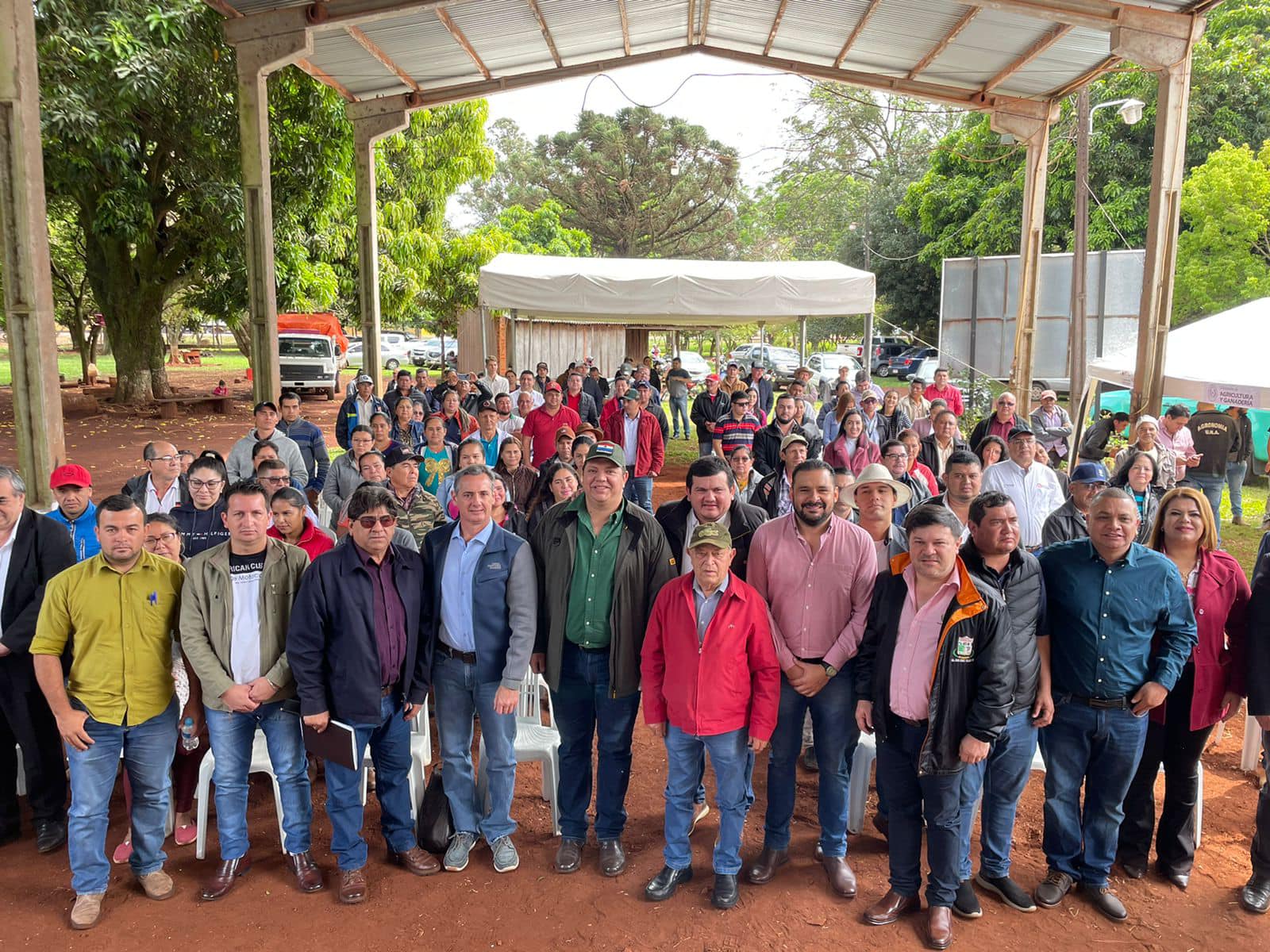 Juancho Acosta impulsó lanzamiento del proyecto de siembra se tárgago y sésamo en Amambay