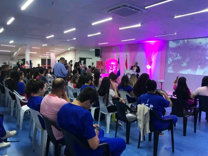 UCP ofreció charla sobre concienciación acerca del cáncer de mama