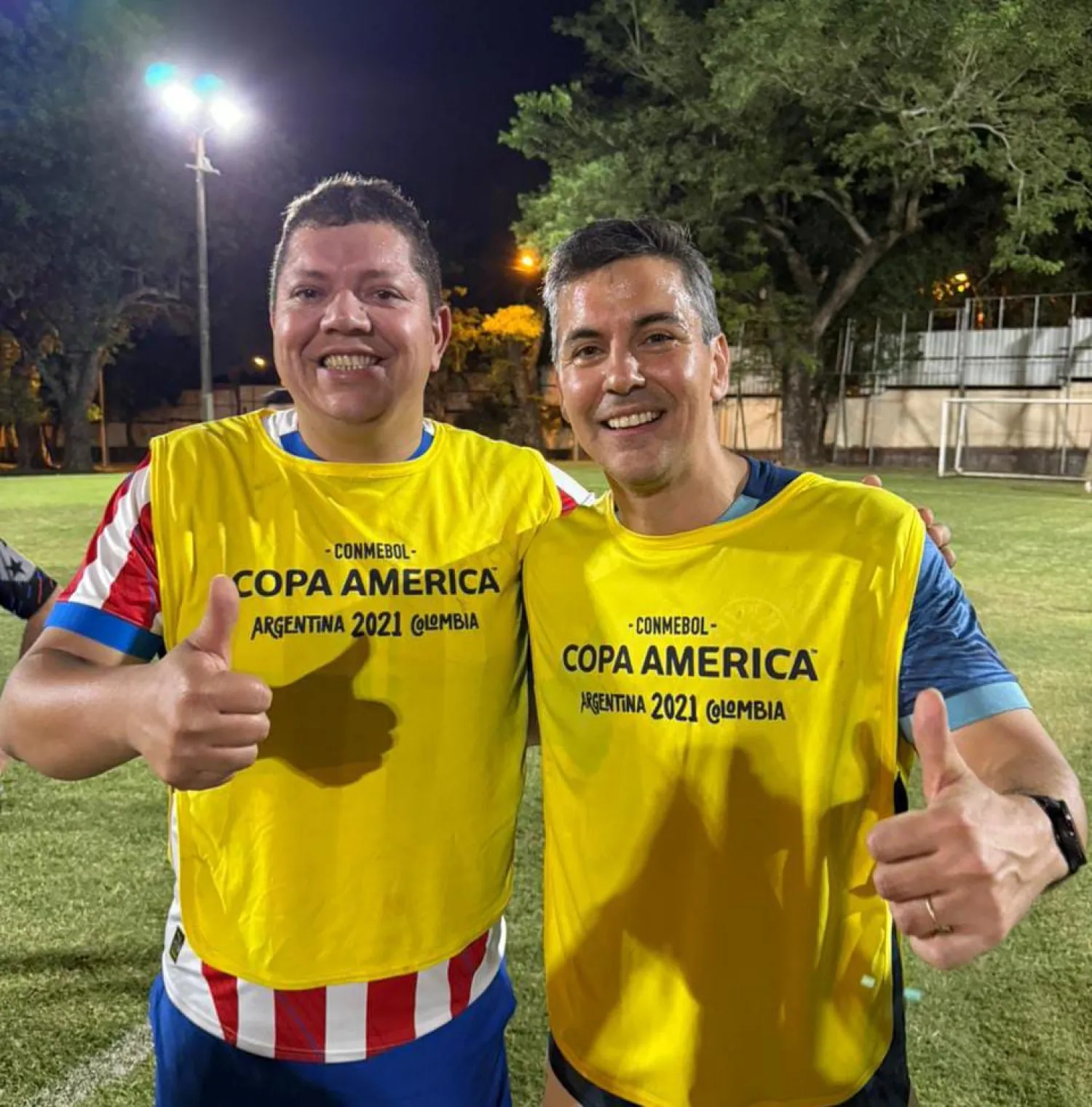 Ocho goles y figura: Juancho Acosta arrasa en el partido entre gobernadores y diputados