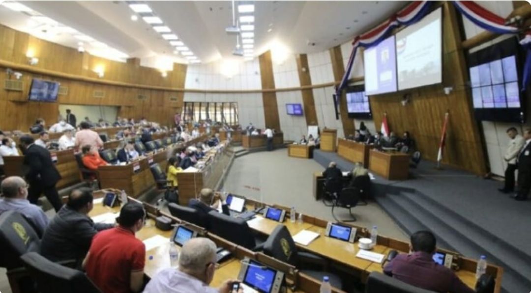 Se reanuda sesión en Diputados para continuar estudio del libelo contra Fiscal General