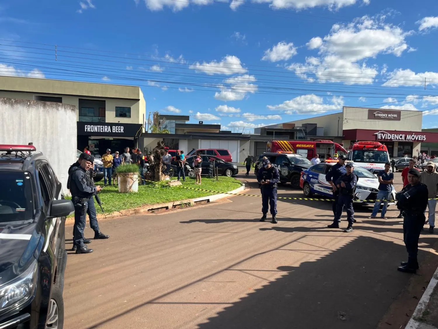 Asesinan a tiros a dos hombres frente a un lavadero en Ponta Porã