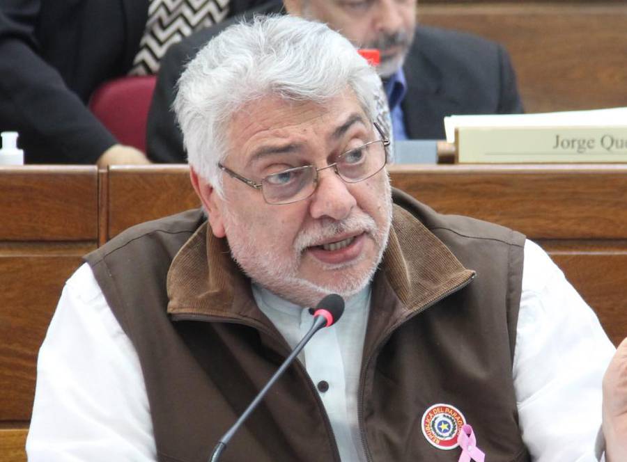 Fernando Lugo se encuentra estable, pero sigue siendo un paciente crítico