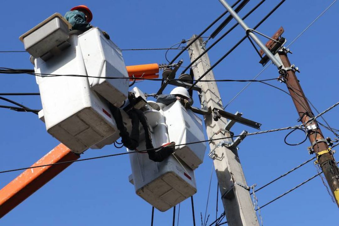 Clima intenso dejó sin energía a varios barrios de PJC
