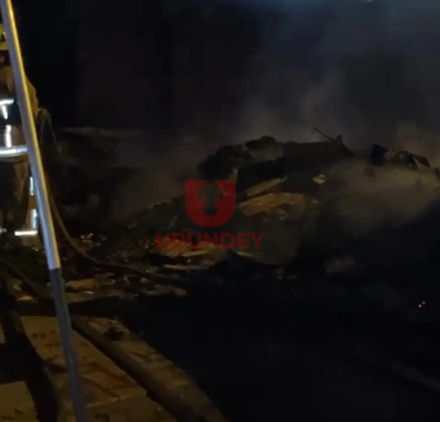 Incendio consume depósito de una vivienda en Pedro Juan Caballero