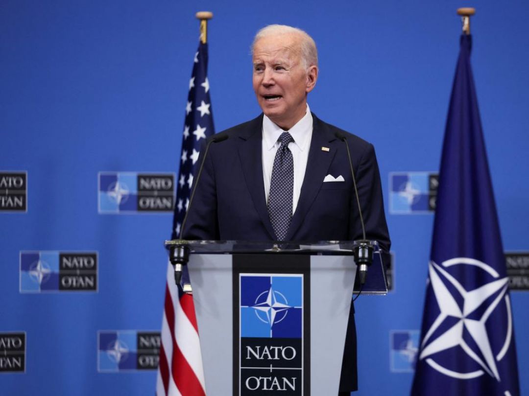 Biden sostiene que Putin no puede permanecer en el poder