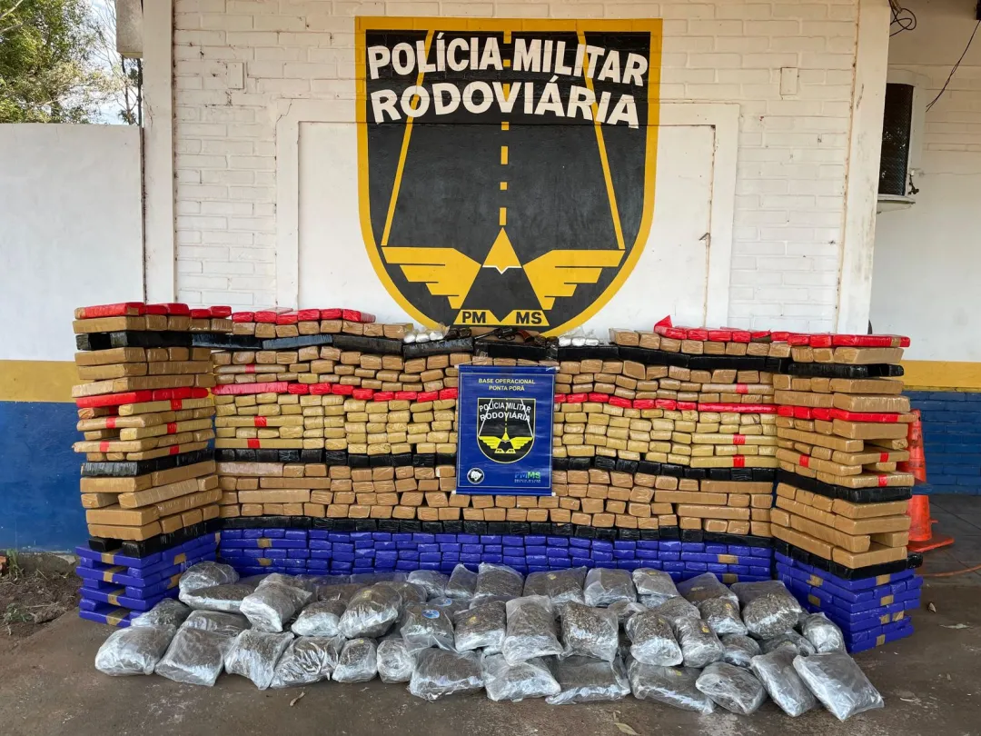 Hombre es arrestado con más de 895 kg de droga y arma de fuego en Ponta Porã