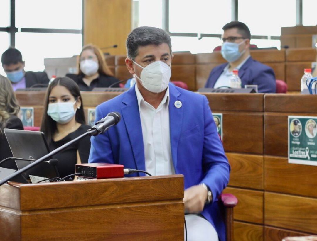 Ríos se descargó contra sectores que lo rechazan como ministro
