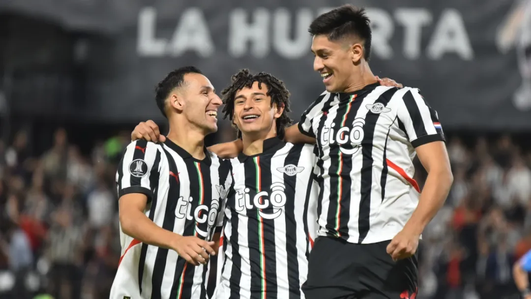 Libertad sigue su paso firme en la Copa