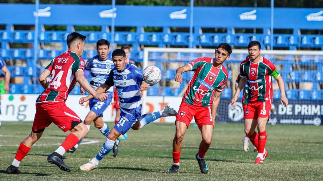 2 de Mayo no pudo con 10 jugadores y cede un empate ante Tembetary