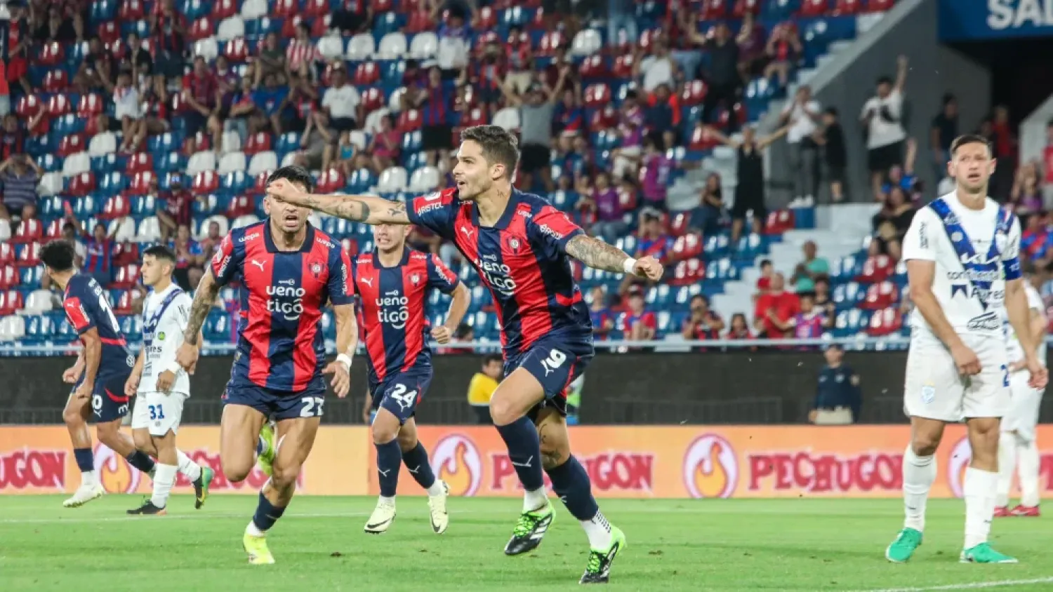 Cerro Porteño vuelve a la victoria y comparte la cima del Clausura