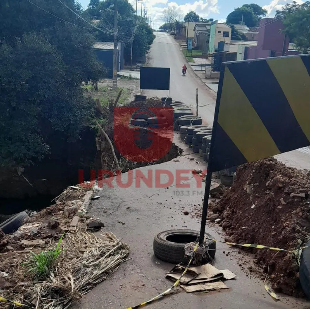 Municipalidad de PJC clausura puente en la calle Toledo por deterioro y anuncia desvíos