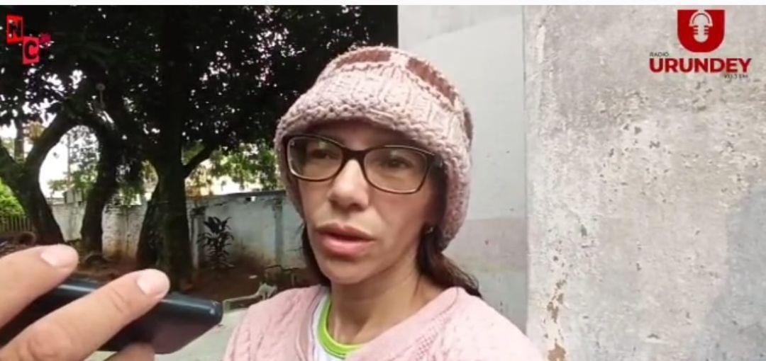 Robaron y amenazaron a casera de la escuela C. A. López
