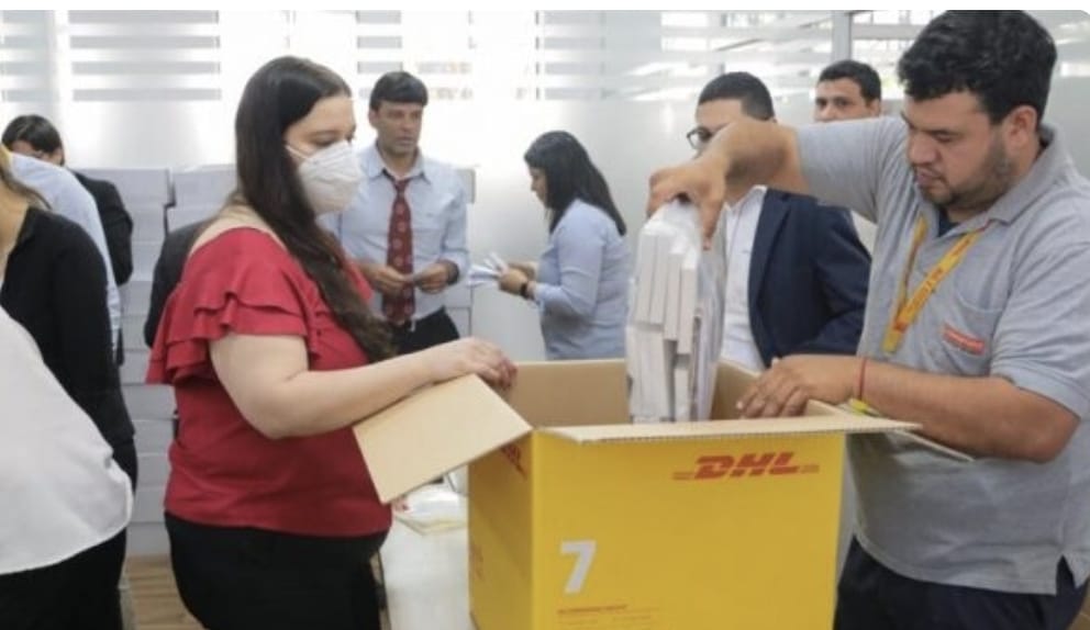 Envían más de 70 maletines electorales al exterior para las próximas internas