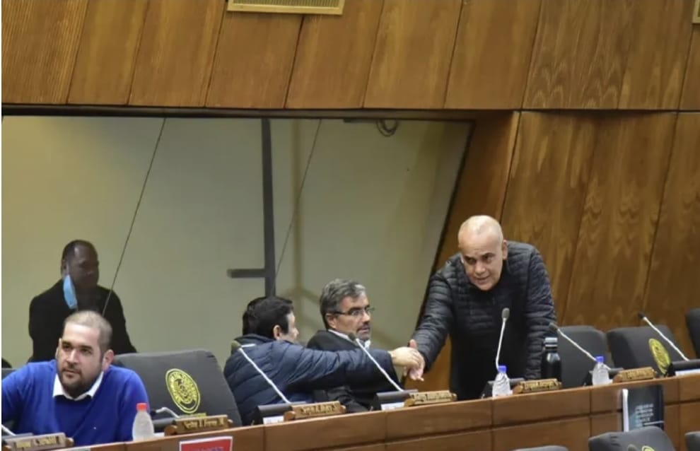 Nuevo intento de juicio político a Sandra Quiñonez queda en el archivo
