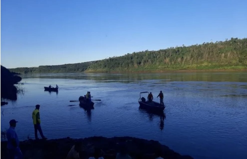 Buscan a niño de 8 años desaparecido en aguas del río Paraná