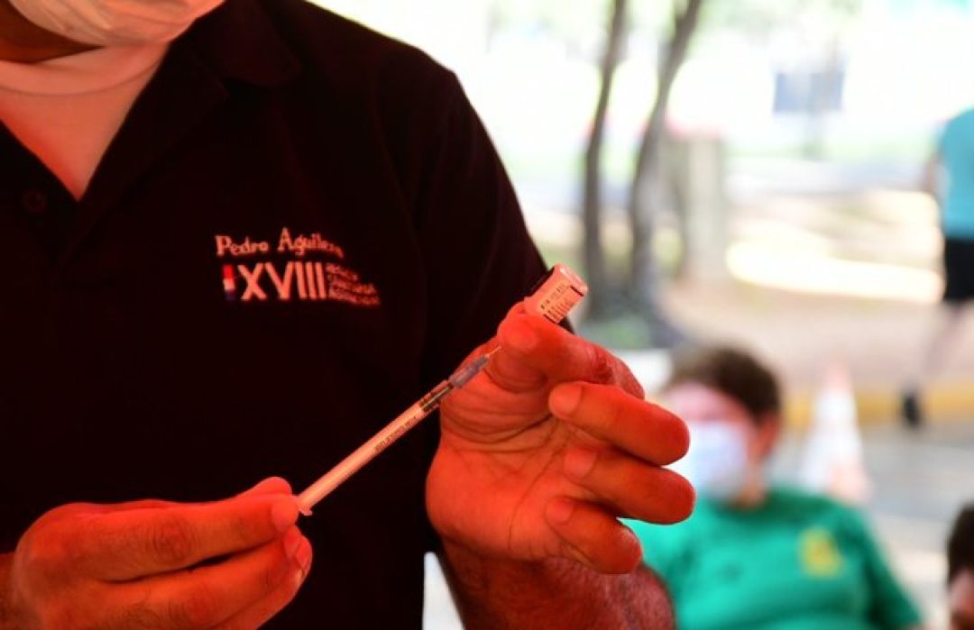 Dr. Saúl Recalde apunta a reforzar la inmunización contra el Covid-19 en Amambay