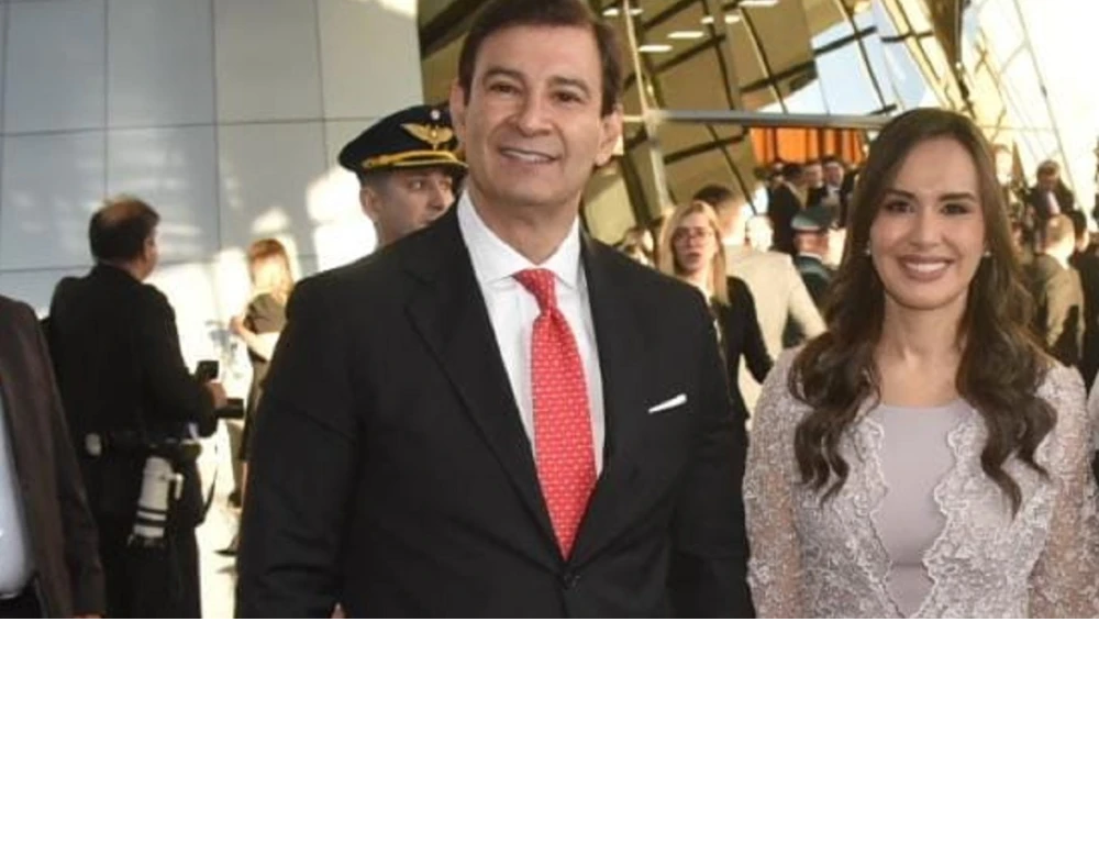 Peña nombra como directora jurídica de Itaipú a esposa de Beto Ovelar