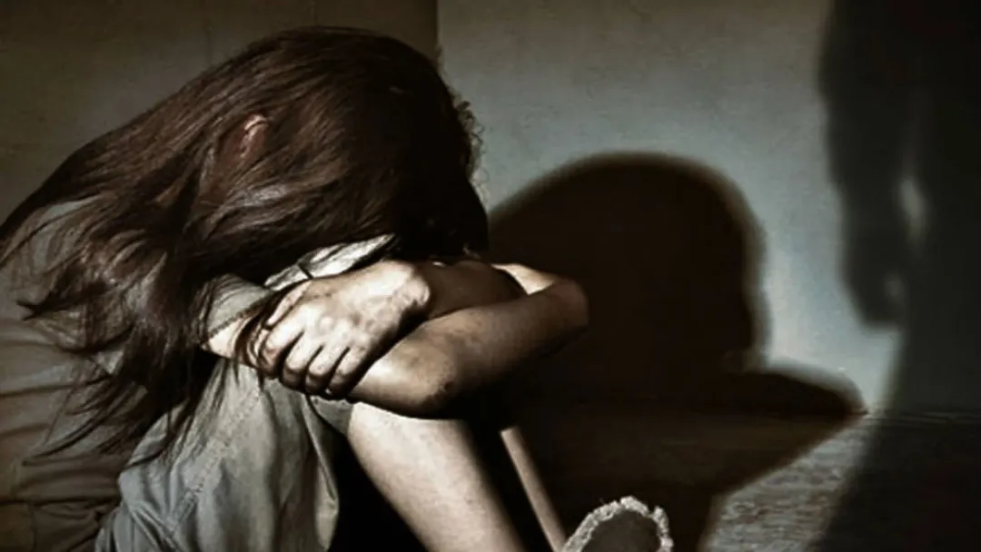 Imputan a madre por abuso sexual y violación del deber del cuidado de su hija de 6 años