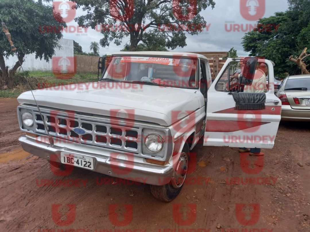 Recuperan vehículo robado a fletero en el barrio Guaraní de PJC