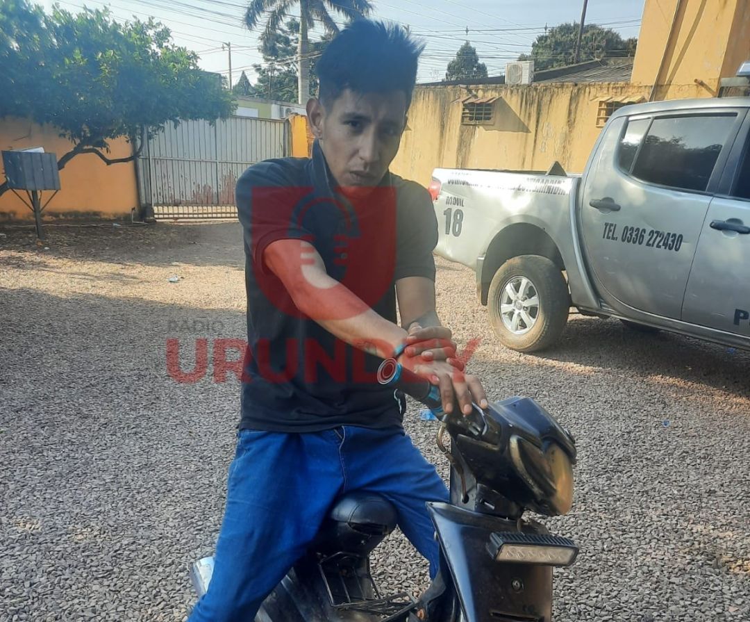 Hurtó moto de una mujer y tras denuncia fue detenido por policías