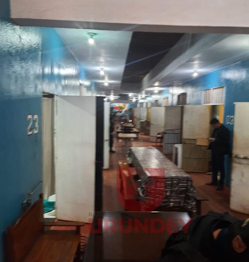 Requisan pabellón del PCC en Penitenciaría de PJC e incautaron armas blancas y drogas