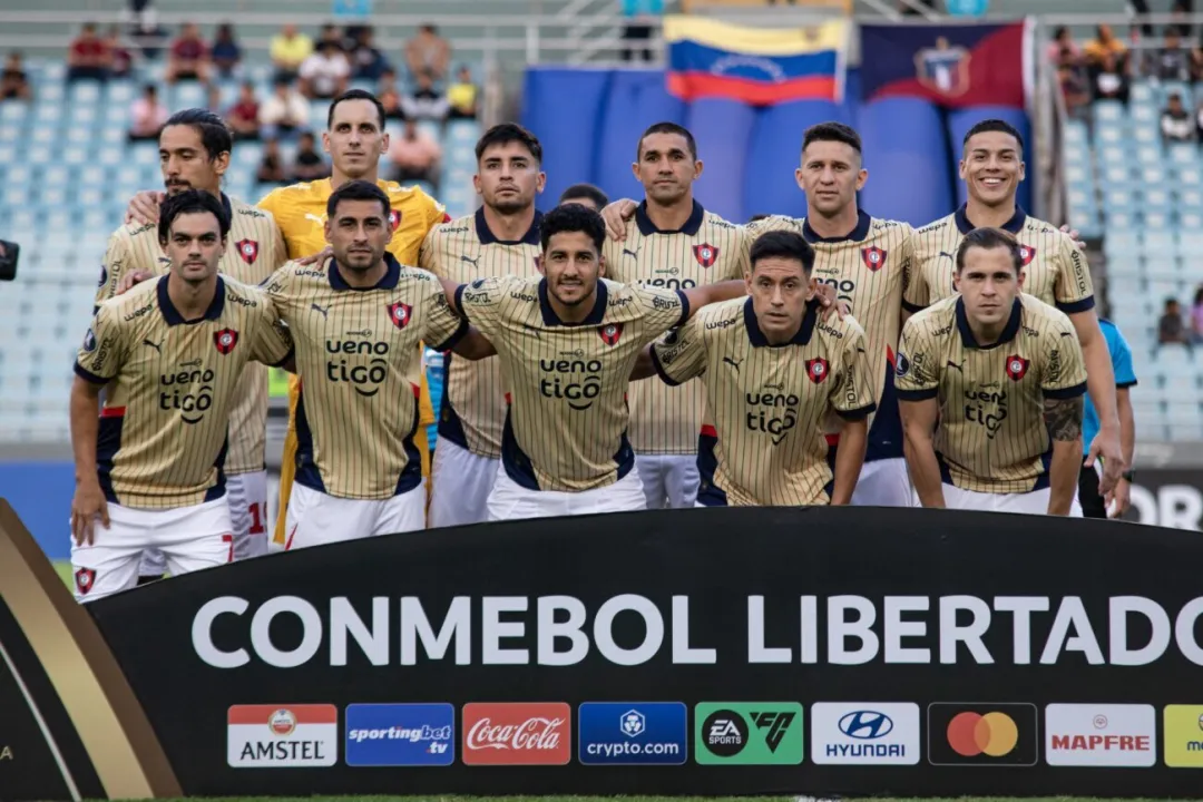 Cerro Porteño juega en Arequipa con el boleto a los grupos entre ceja y ceja