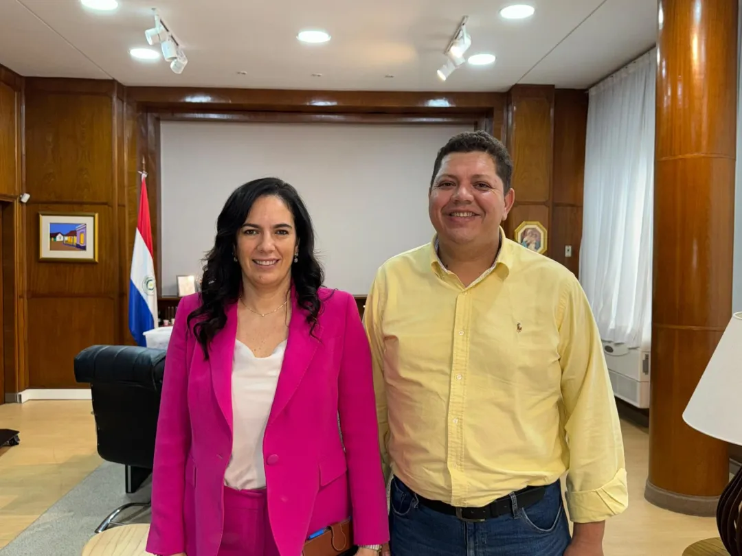 Gobernador Juancho Acosta destaca el avance del proyecto de la Ruta de la Soberanía