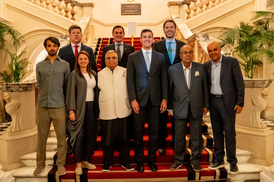 Peña presenta oportunidades del país al mayor grupo comercial de India y Gran Bretaña
