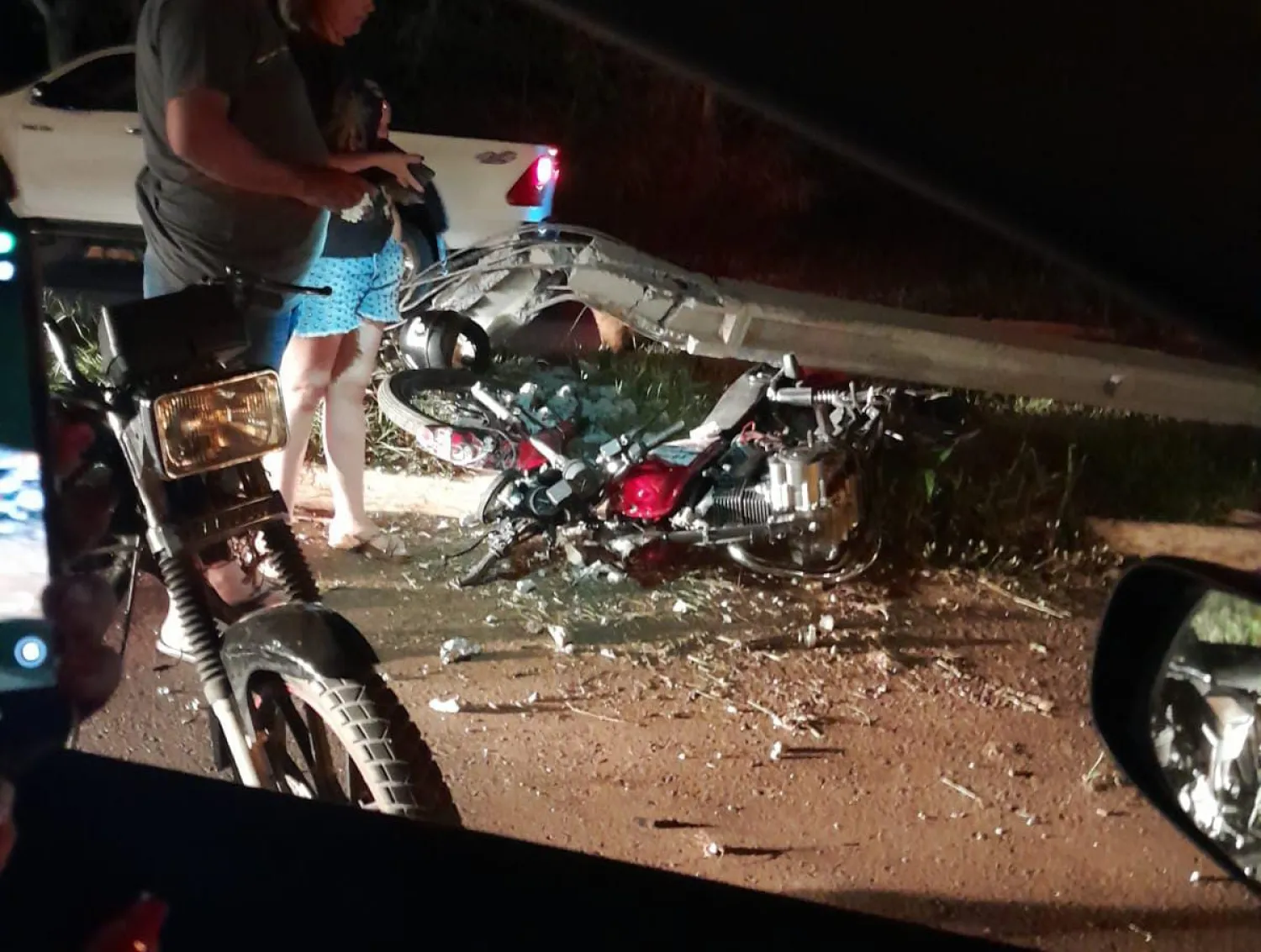 Adolescente fallece tras chocar contra una columna de la ANDE en Capitán Bado