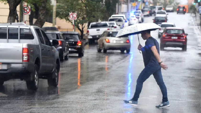Martes con clima fresco a cálido, lluvias y tormentas en todo el país