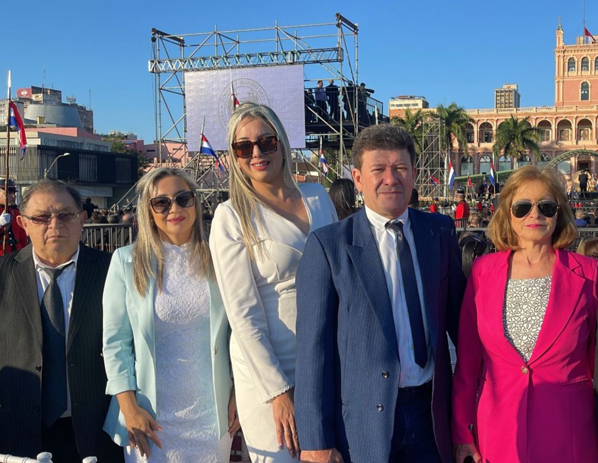 Señal de buena predisposición: Concejales liberales de Amambay asistieron a juramento de Santiago Peña