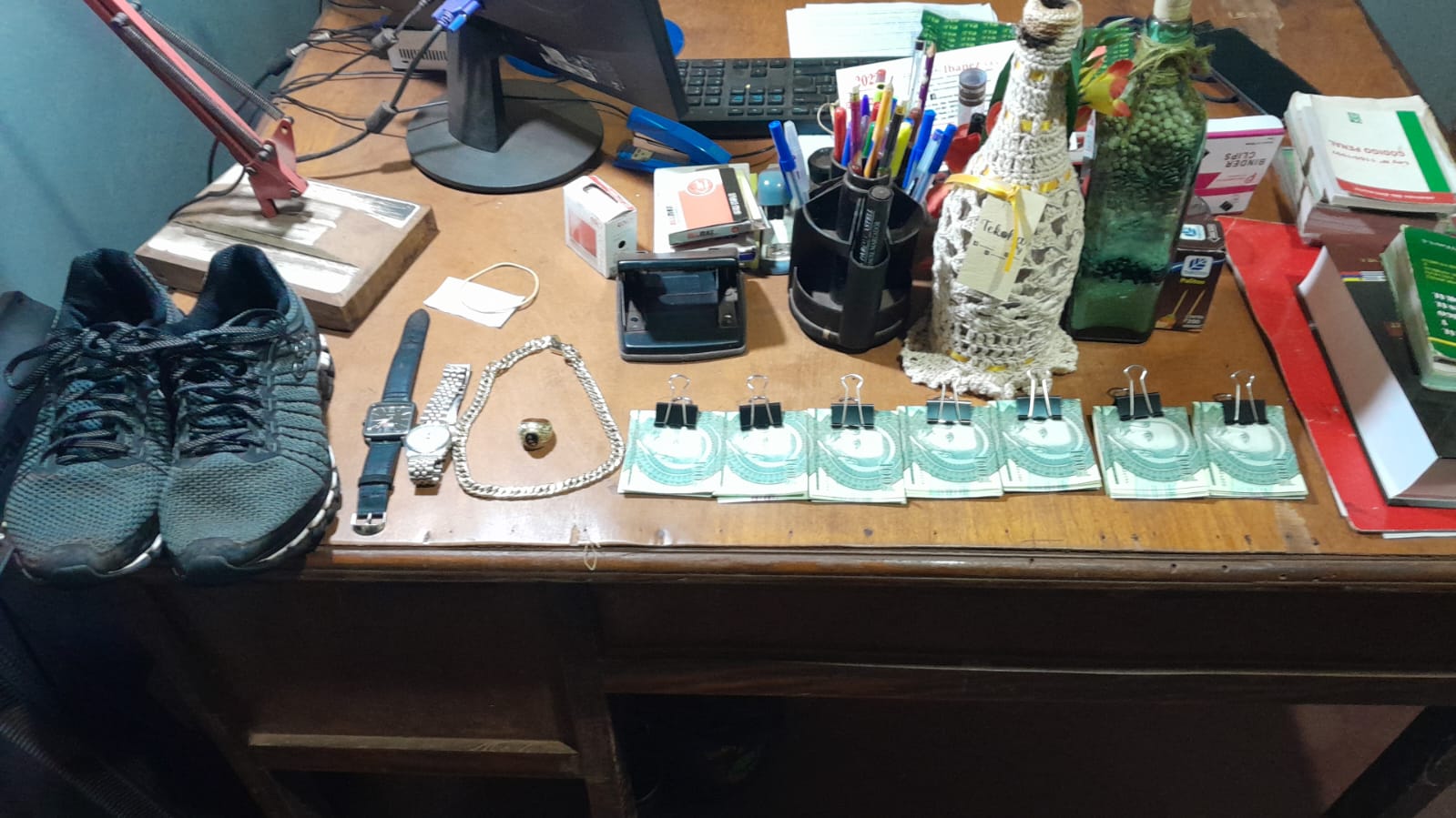 Policías detuvieron infraganti a ladrón dentro de una vivienda