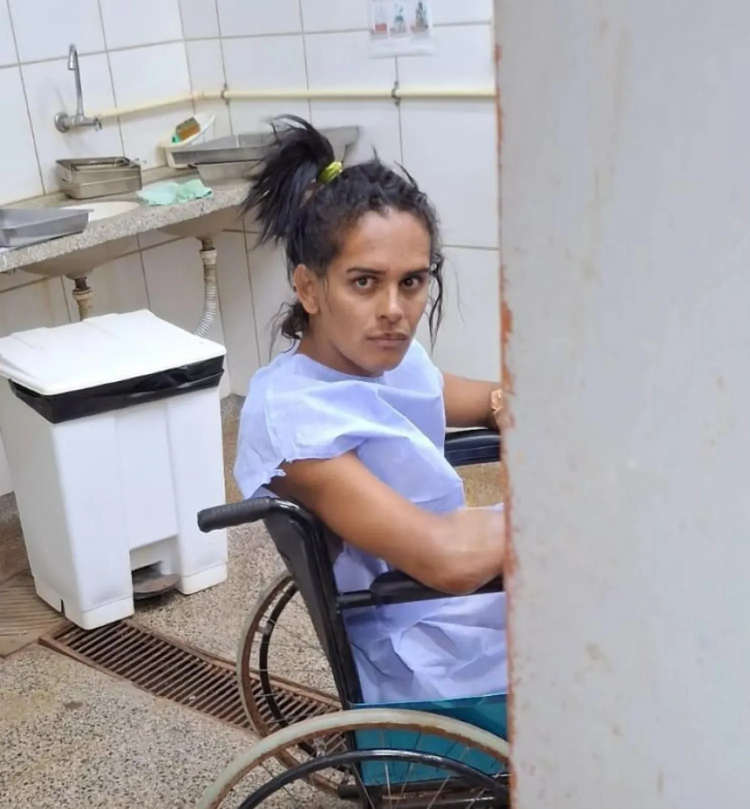 Recicladora trans resulta herida con arma blanca durante riña callejera en Pedro Juan Caballero