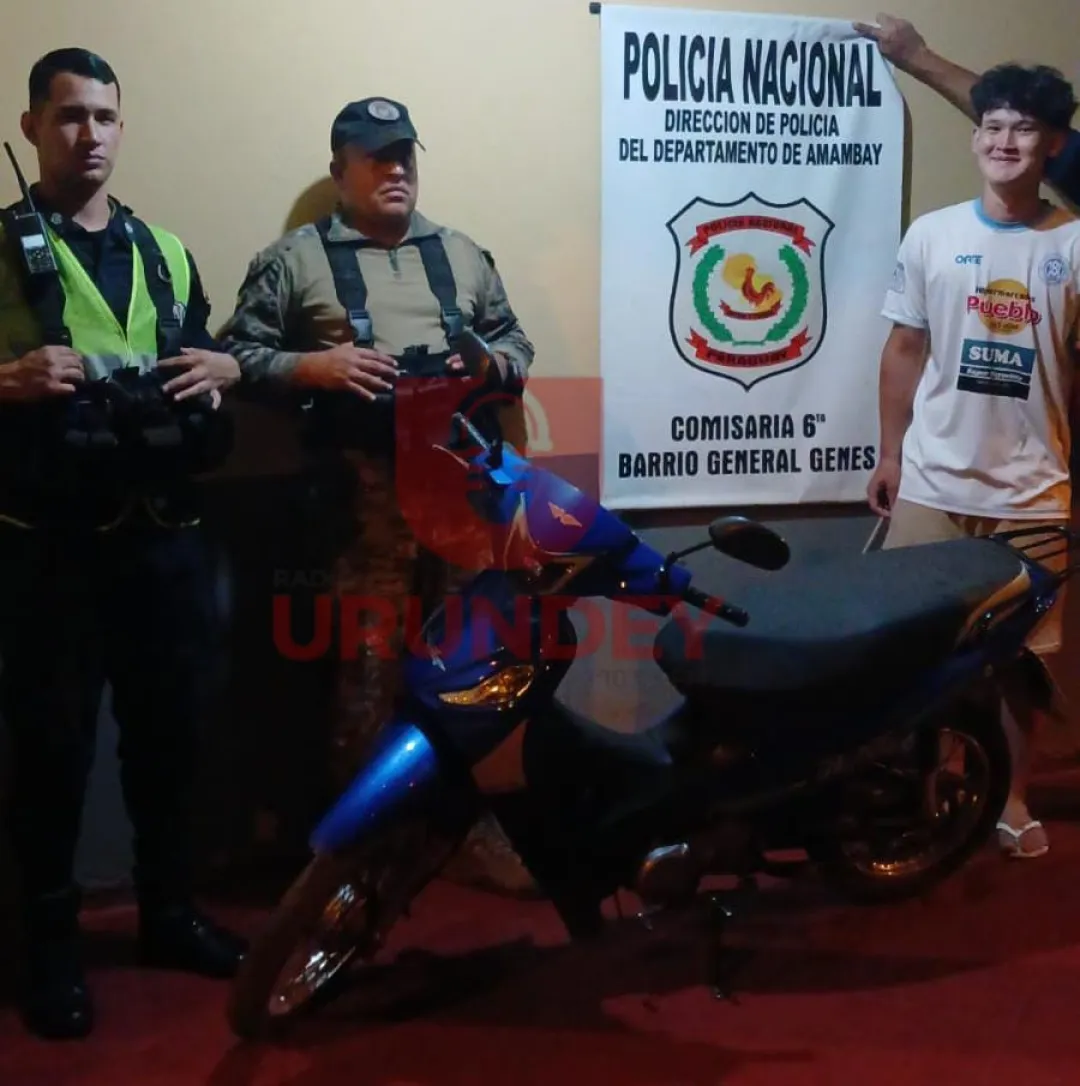 Motocicleta robada en Ponta Porã es recuperada en un lugar boscoso en Pedro Juan Caballero