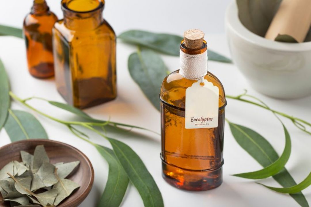 Aceites esenciales que te pueden ayudar con los dolores musculares