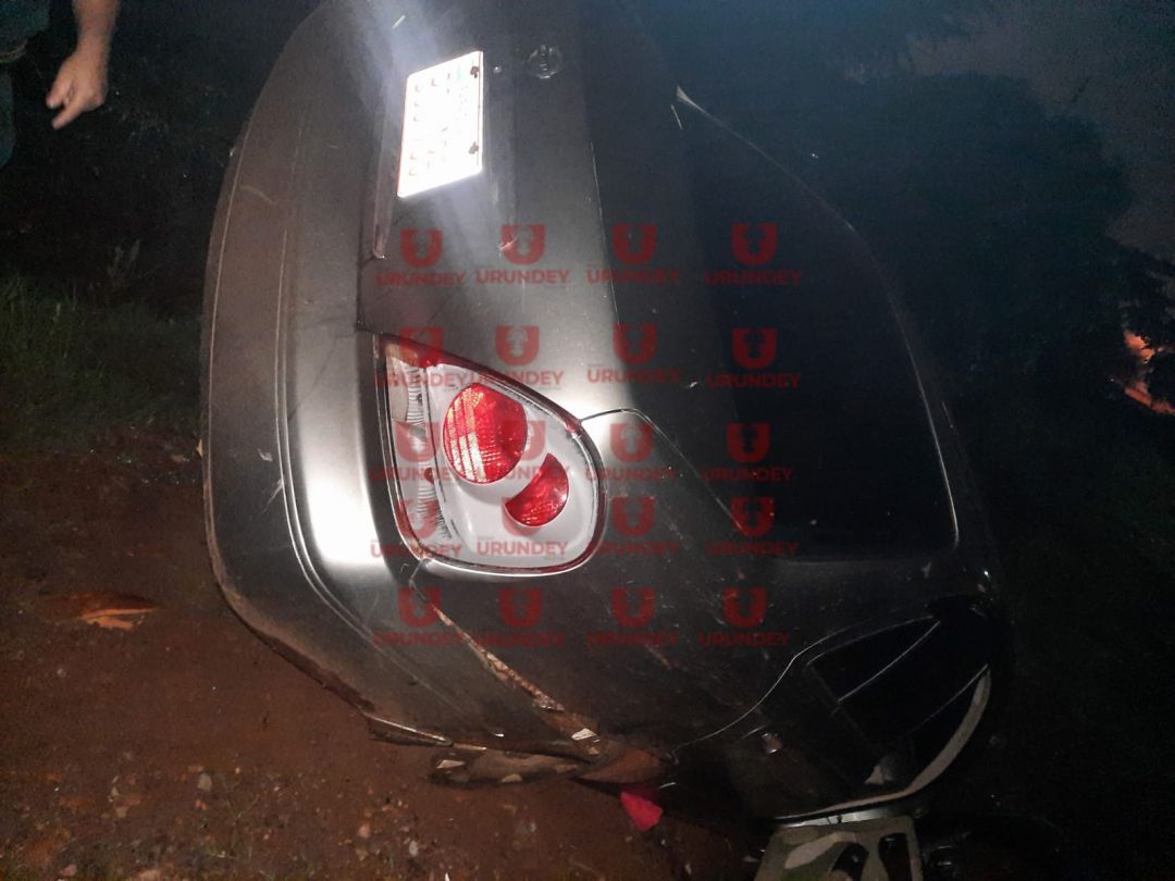 Ocasionó accidente en Brasil, huyó hacia PJC y cayó a una cuneta tras persecución