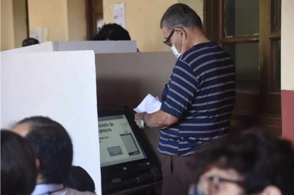 Senado encamina a sepultar proyecto de muerte civil para no votantes