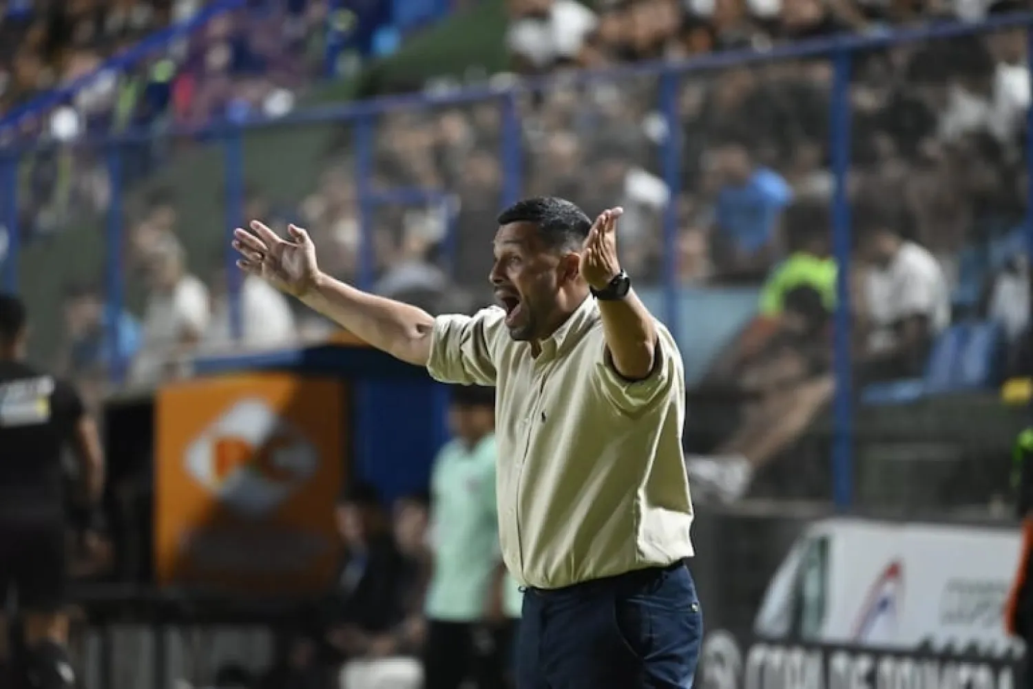 Felipe Giménez renuncia a la dirección técnica de 2 de Mayo
