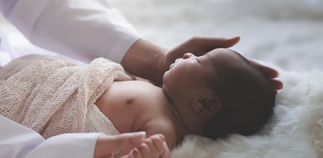 PJC: Comitiva rescata a un bebé de 10 meses de sus padres que se hallaban en estado etílico