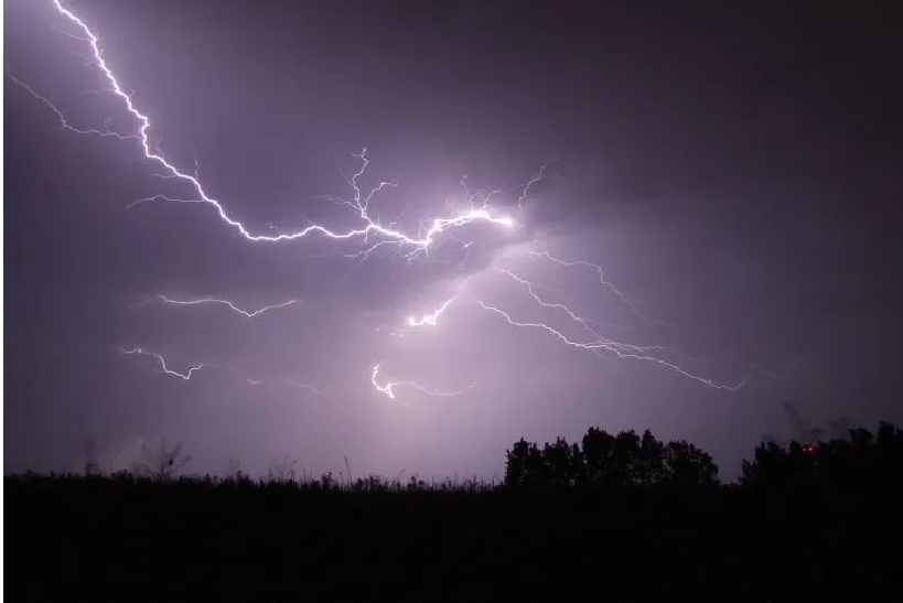 Emiten alerta de tormentas y tiempo severo para 9 departamentos