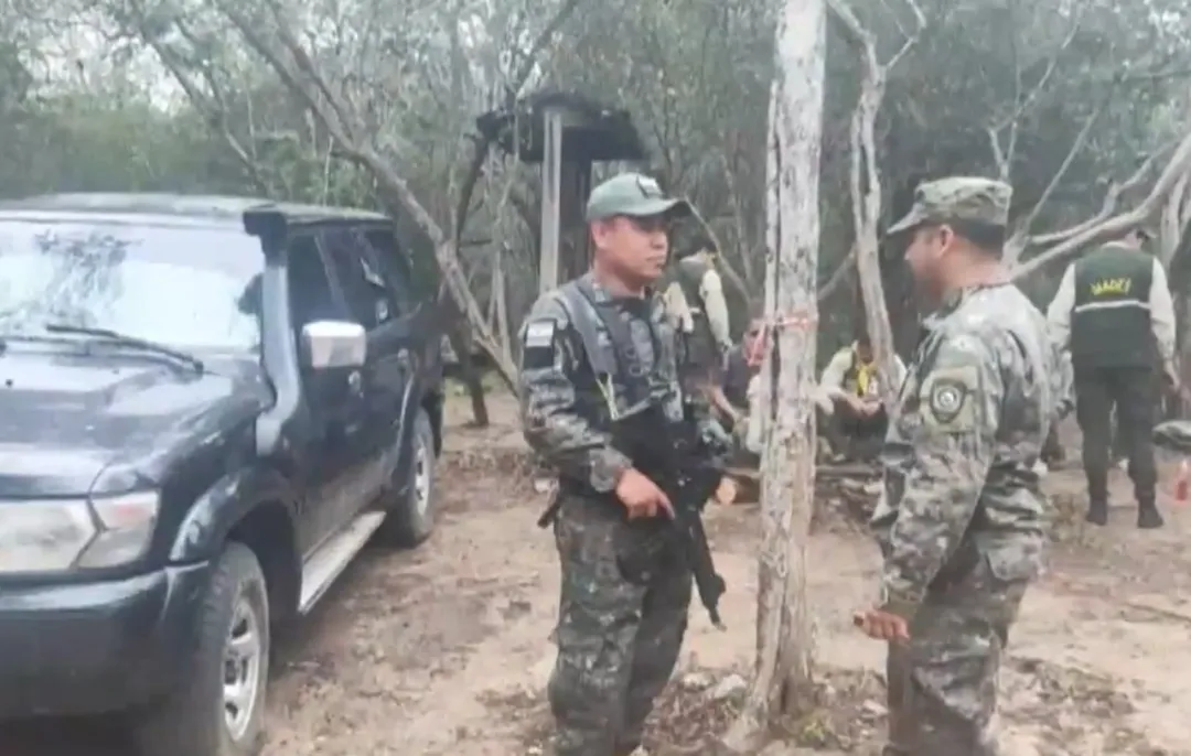 Hallan camioneta de argentino desaparecido en Cerro León