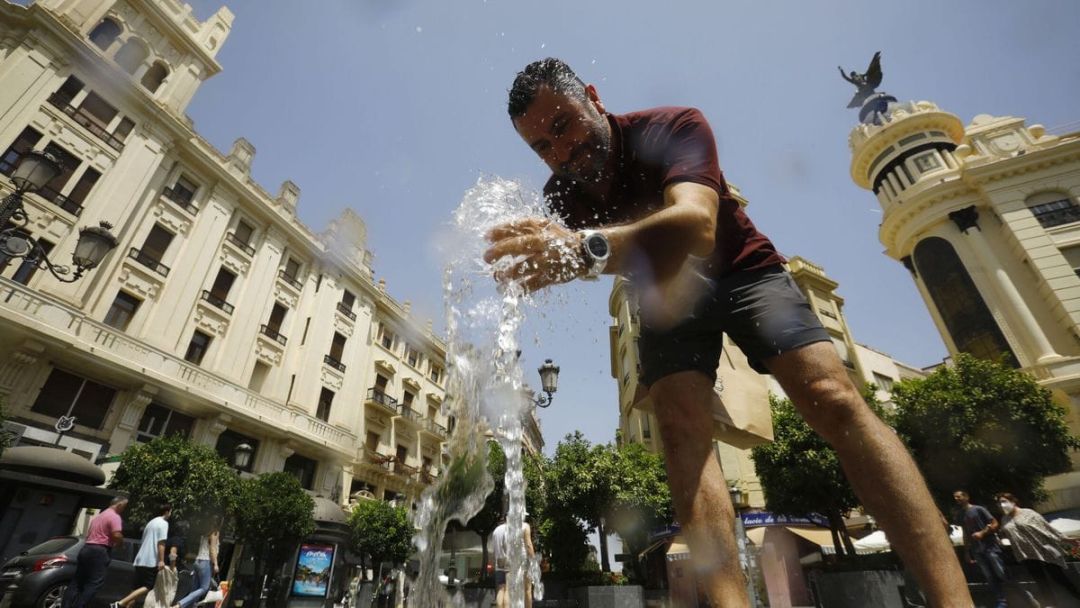 Reino Unido declara por primera vez alerta roja por la ola de calor