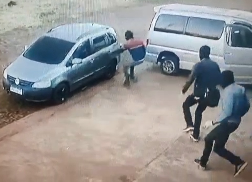Asalto tipo comando acabó en robo de G. 70 millones en el barrio Santa Ana